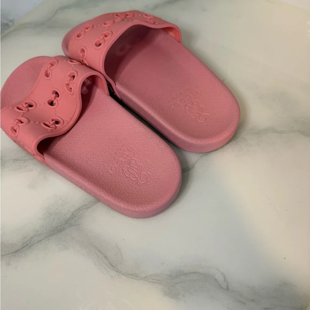 Gucci Pink Kids Slide Sandals